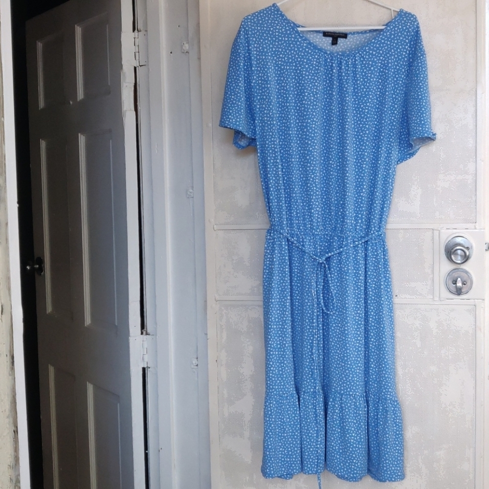 Banana republic Flounce-Hem Fit-and-Flare Dress - Picture 4 of 6